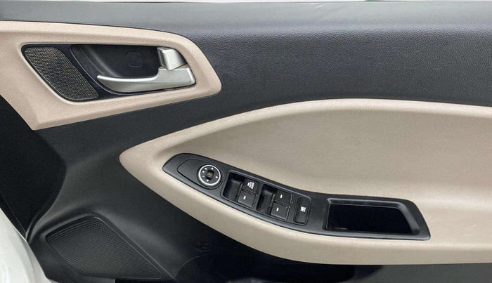 2019 Hyundai Elite i20 MAGNA PLUS 1.2, Petrol, Manual, 64,848 km, Driver Side Door Panels Control