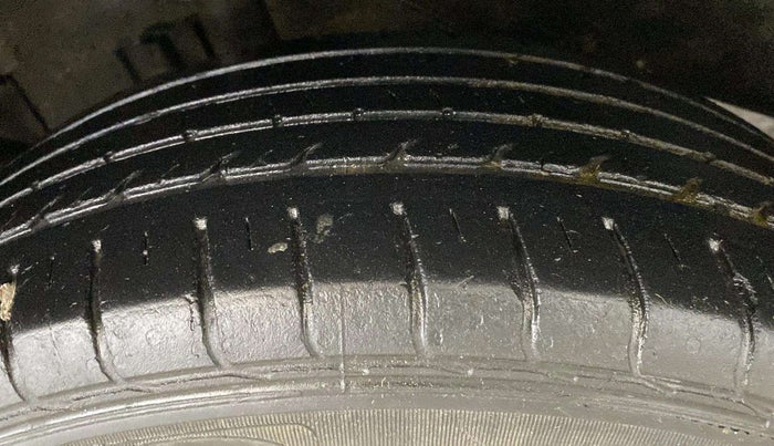 2019 Tata NEXON XM PETROL, Petrol, Manual, 26,166 km, Right Rear Tyre Tread