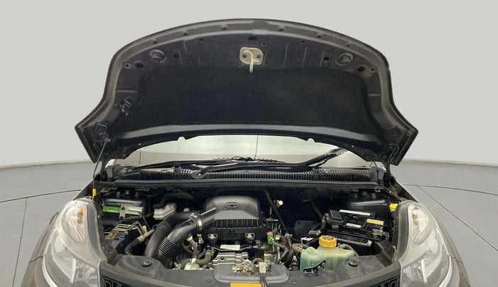 2019 Tata NEXON XM PETROL, Petrol, Manual, 26,166 km, Open Bonet