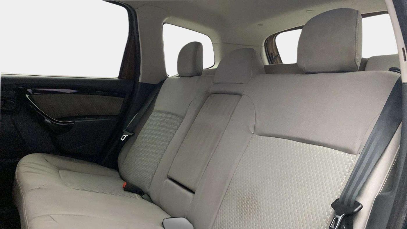 2015 Renault Duster 85 PS RXL DIESEL, Diesel, Manual, 76,108 km, Right Side Rear Door Cabin