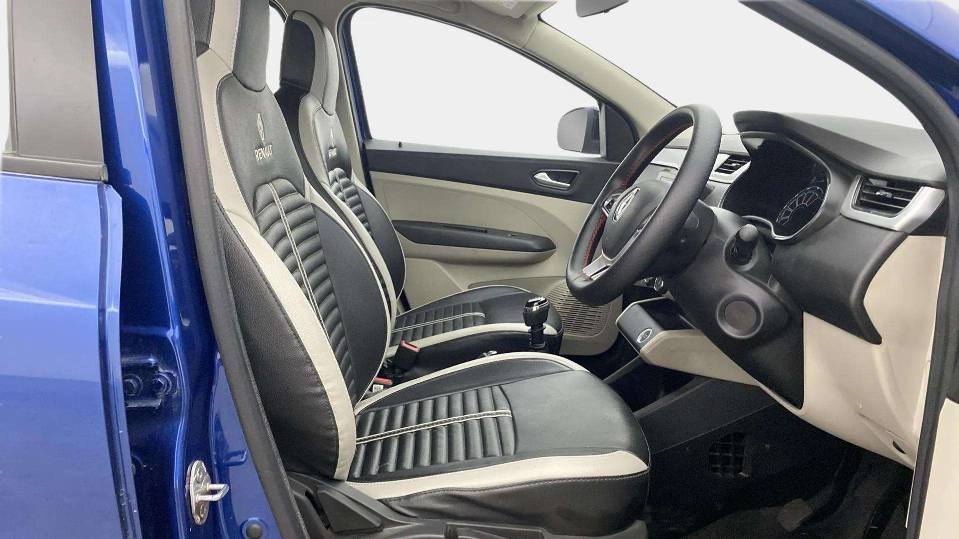 Front-Cabin-View