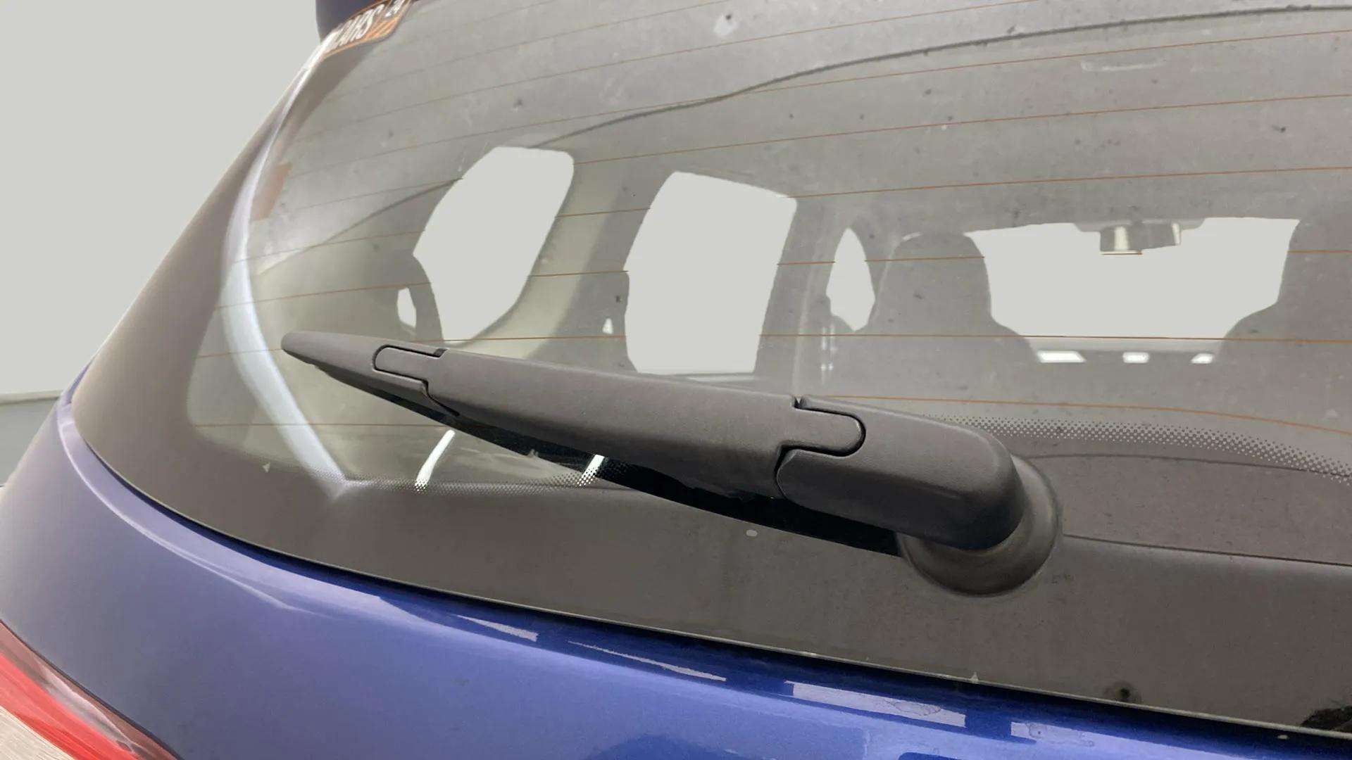 Rear-windshield-wiper-blade-24