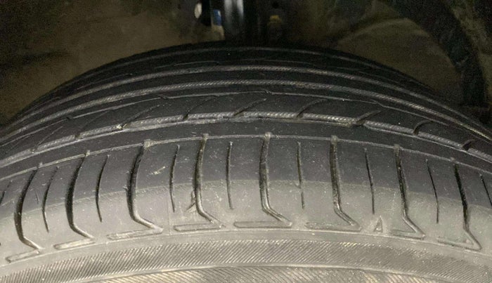 2023 Maruti XL6 ZETA MT, Petrol, Manual, 59,414 km, Right Front Tyre Tread