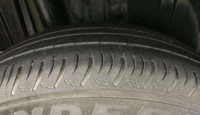 2023 Maruti XL6 ZETA MT, Petrol, Manual, 59,414 km, Right Rear Tyre Tread