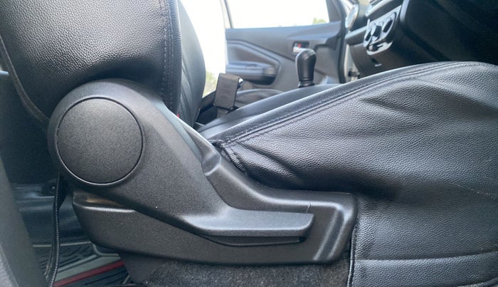 2022 Maruti Celerio VXI, Petrol, Manual, 36,494 km, Driver Side Adjustment Panel