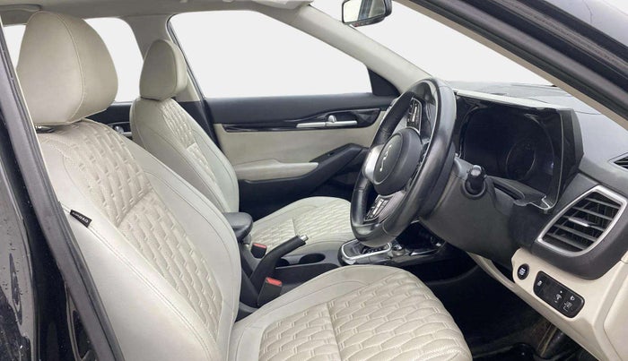 2022 KIA SELTOS HTX IVT 1.5 PETROL, Petrol, Automatic, 88,051 km, Right Side Front Door Cabin