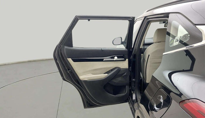 2022 KIA SELTOS HTX IVT 1.5 PETROL, Petrol, Automatic, 88,051 km, LHS Rear Door