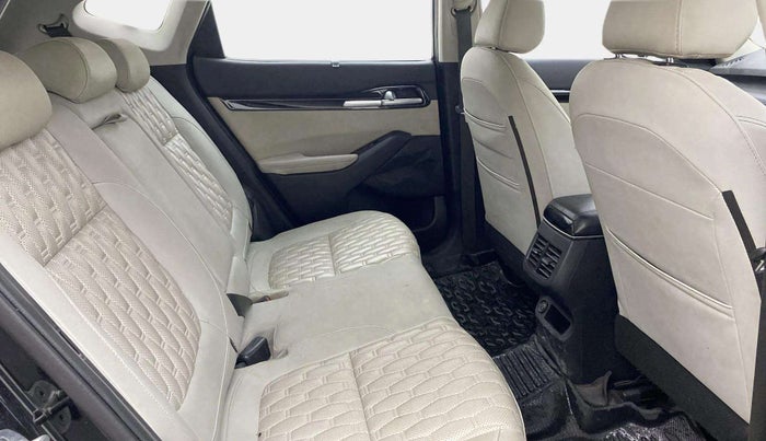 2022 KIA SELTOS HTX IVT 1.5 PETROL, Petrol, Automatic, 88,051 km, Right Side Rear Door Cabin