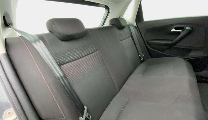 2021 Volkswagen Polo HIGHLINE PLUS 1.0, Petrol, Manual, 49,565 km, Right Side Rear Door Cabin