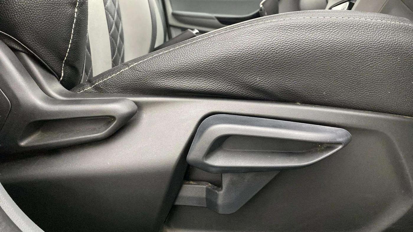 2021 Tata TIGOR XZA PLUS PETROL, CNG, Automatic, 75,567 km, Driver Side Adjustment Panel