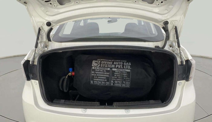 2021 Tata TIGOR XZA PLUS PETROL, CNG, Automatic, 75,399 km, Boot Inside