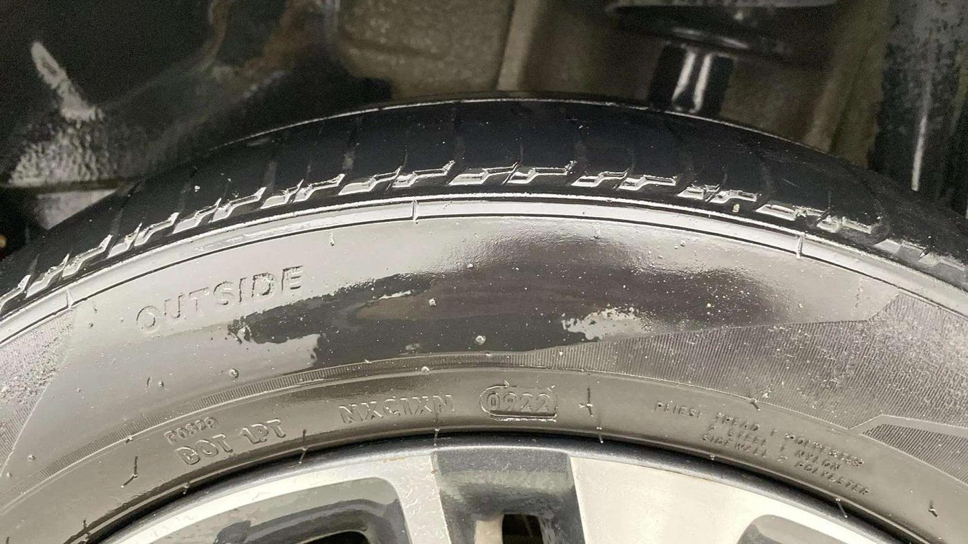2021 Tata TIGOR XZA PLUS PETROL, CNG, Automatic, 75,567 km, Left Rear Tyre Tread