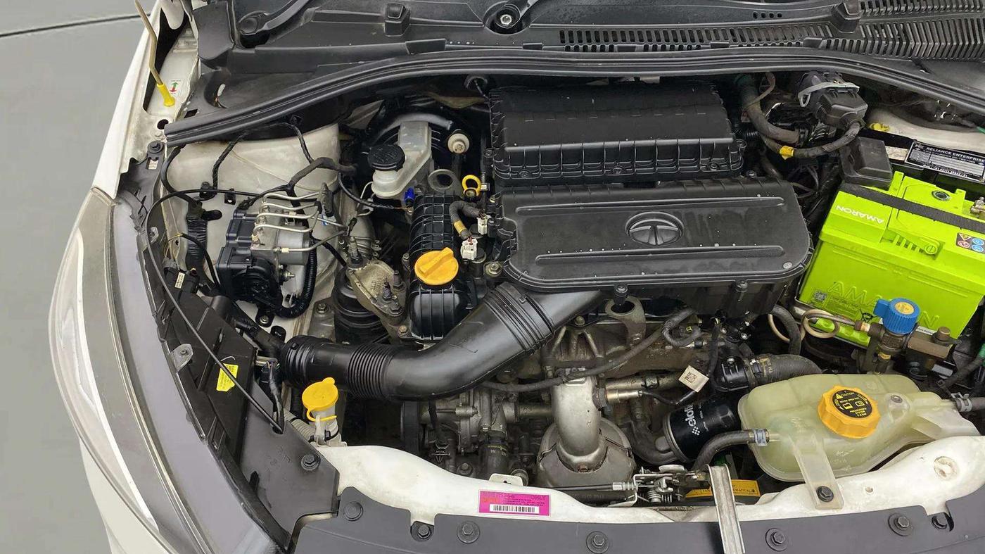 2021 Tata TIGOR XZA PLUS PETROL, CNG, Automatic, 75,567 km, Engine View - Right