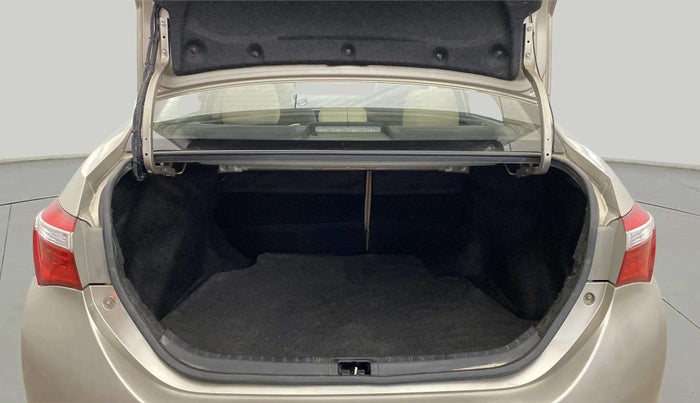 2015 Toyota Corolla Altis G CVT PETROL, Petrol, Automatic, 55,425 km, Boot Inside