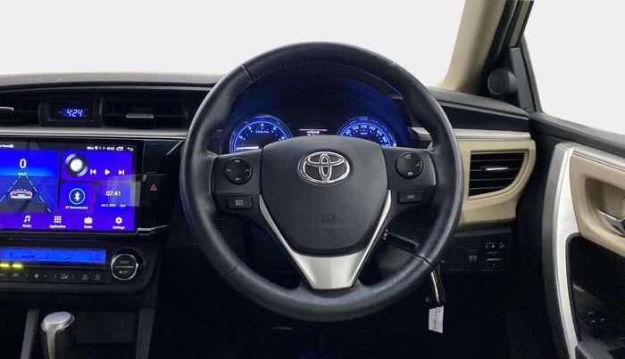 2015 Toyota Corolla Altis G CVT PETROL, Petrol, Automatic, 55,425 km, Steering Wheel Close Up