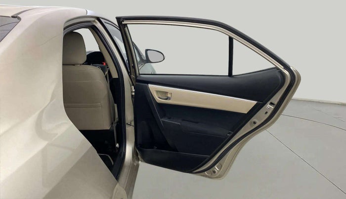 2015 Toyota Corolla Altis G CVT PETROL, Petrol, Automatic, 55,425 km, RHS Rear Door