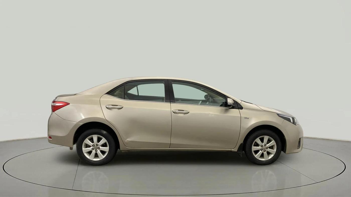 2015 Toyota Corolla Altis G CVT PETROL, Petrol, Automatic, 55,425 km, Right Side View