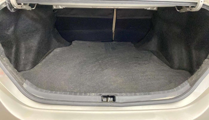 2015 Toyota Corolla Altis G CVT PETROL, Petrol, Automatic, 55,425 km, Boot Open Zoomed View