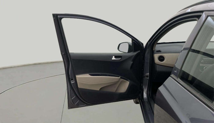 2017 Hyundai Grand i10 SPORTZ (O) AT 1.2 KAPPA VTVT, Petrol, Automatic, 38,343 km, LHS Front Door
