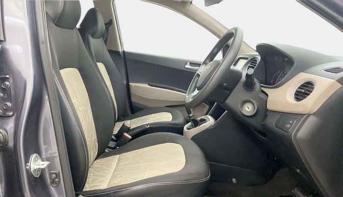 2017 Hyundai Grand i10 SPORTZ (O) AT 1.2 KAPPA VTVT, Petrol, Automatic, 38,343 km, Right Side Front Door Cabin