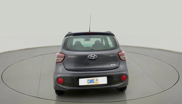2017 Hyundai Grand i10 SPORTZ (O) AT 1.2 KAPPA VTVT, Petrol, Automatic, 38,343 km, Back/Rear