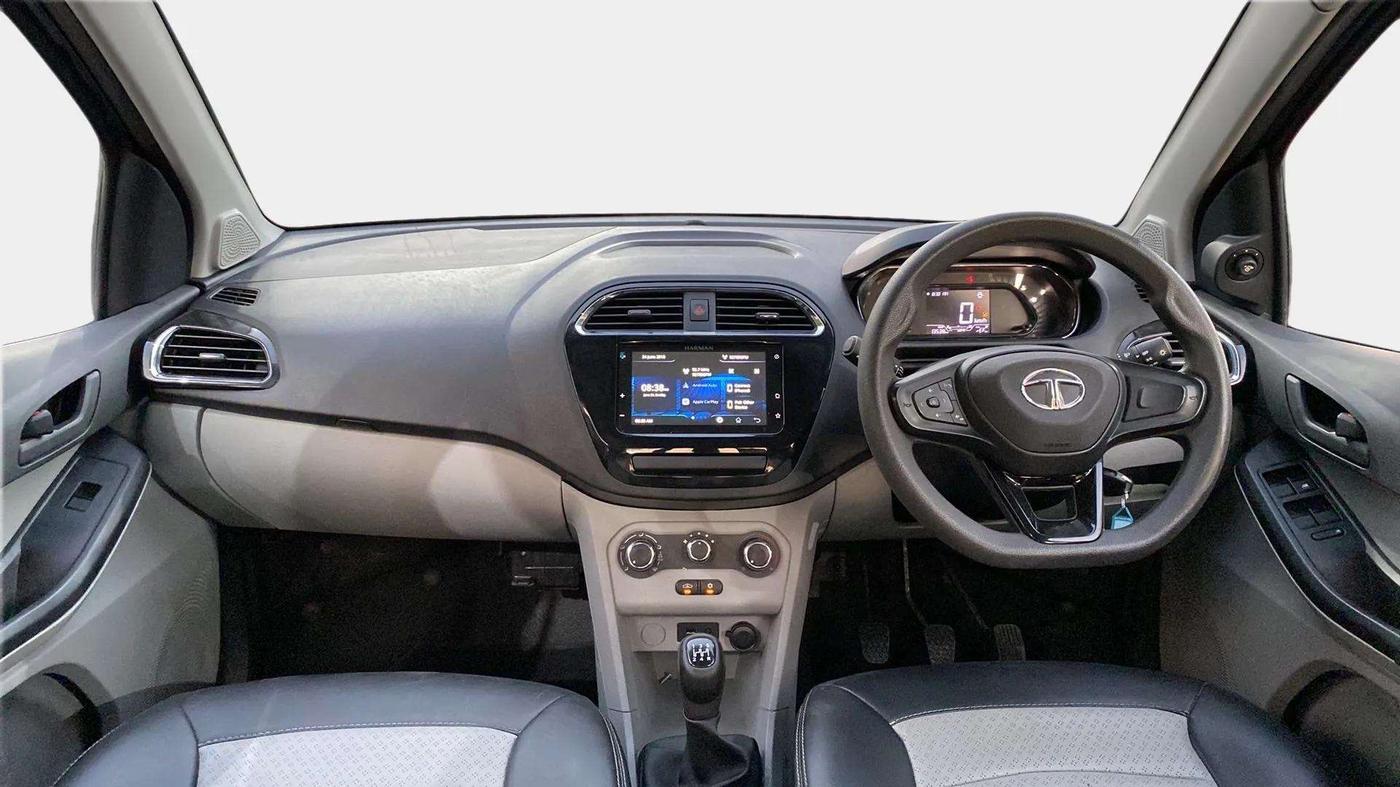 2023 Tata Tiago XT RHYTHM PETROL, Petrol, Manual, 13,543 km, Dashboard