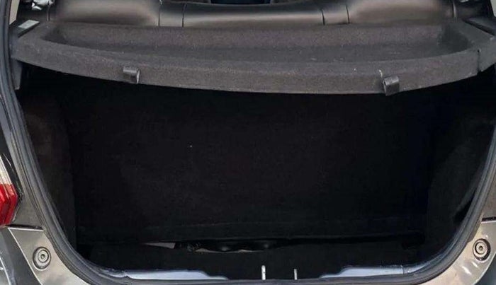 2023 Tata Tiago XT RHYTHM PETROL, Petrol, Manual, 13,530 km, Boot Inside