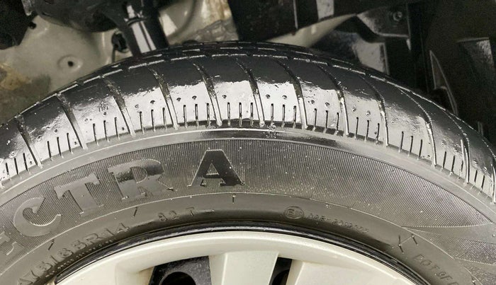 2022 Honda Amaze 1.2L I-VTEC S CVT, Petrol, Automatic, 25,254 km, Right Front Tyre Tread