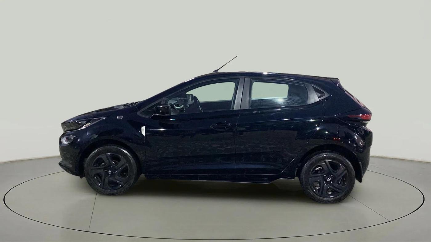 2023 Tata ALTROZ XT PETROL DARK EDITION, Petrol, Manual, 18,453 km, Left Side