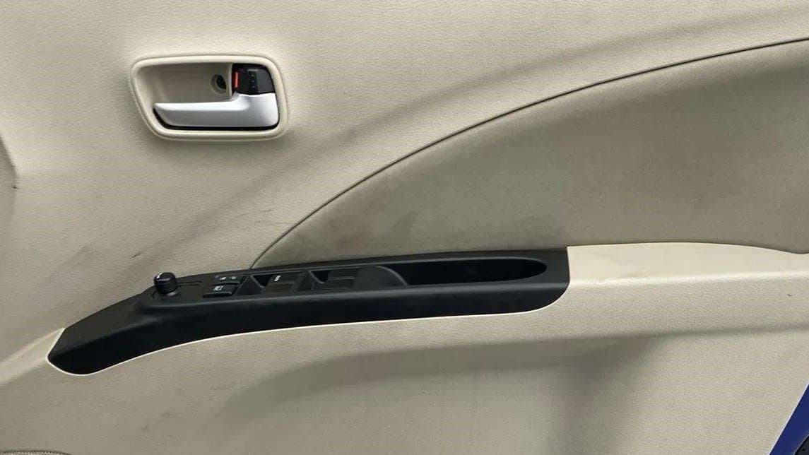 2020 Maruti Celerio ZXI (O), Petrol, Manual, 34,838 km, Driver Side Door Panels Control