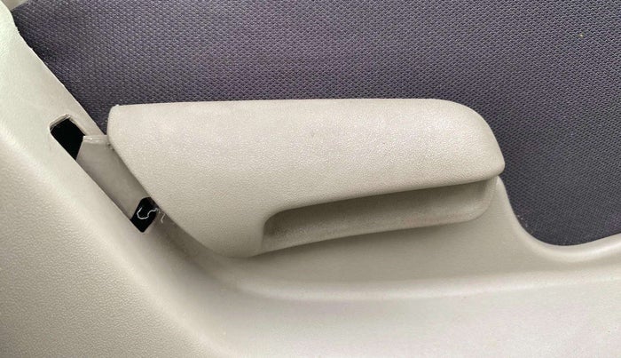 2017 Maruti Celerio ZXI, Petrol, Manual, 87,791 km, Driver Side Adjustment Panel