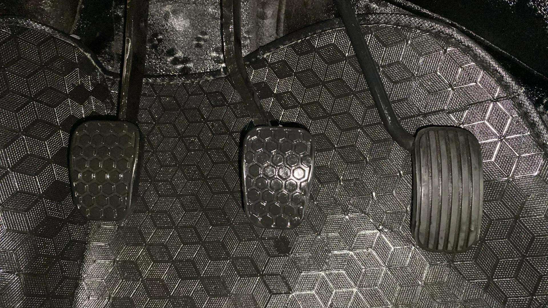 Pedals-31