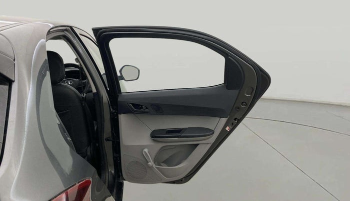 2021 Tata Tiago XE PETROL, Petrol, Manual, 18,906 km, RHS Rear Door