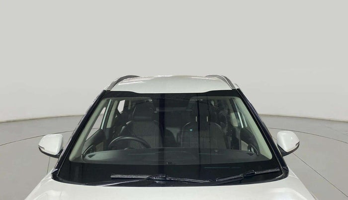 2022 KIA CARENS PRESTIGE 1.5 PETROL 7 STR, Petrol, Manual, 29,831 km, Front Windshield