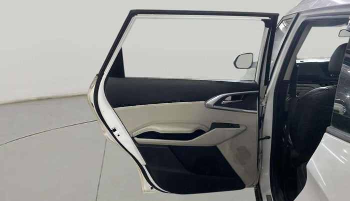 2022 KIA CARENS PRESTIGE 1.5 PETROL 7 STR, Petrol, Manual, 29,831 km, LHS Rear Door