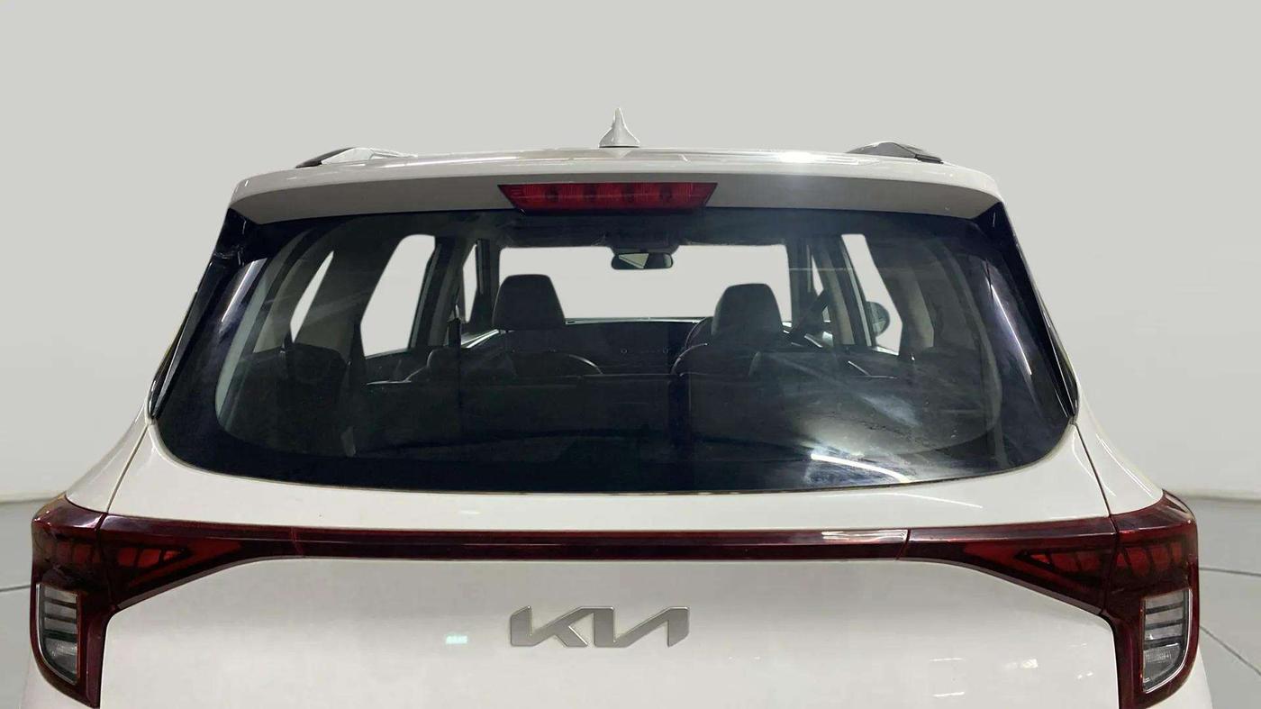 2022 KIA CARENS PRESTIGE 1.5 PETROL 7 STR, Petrol, Manual, 29,831 km, Rear Windshield