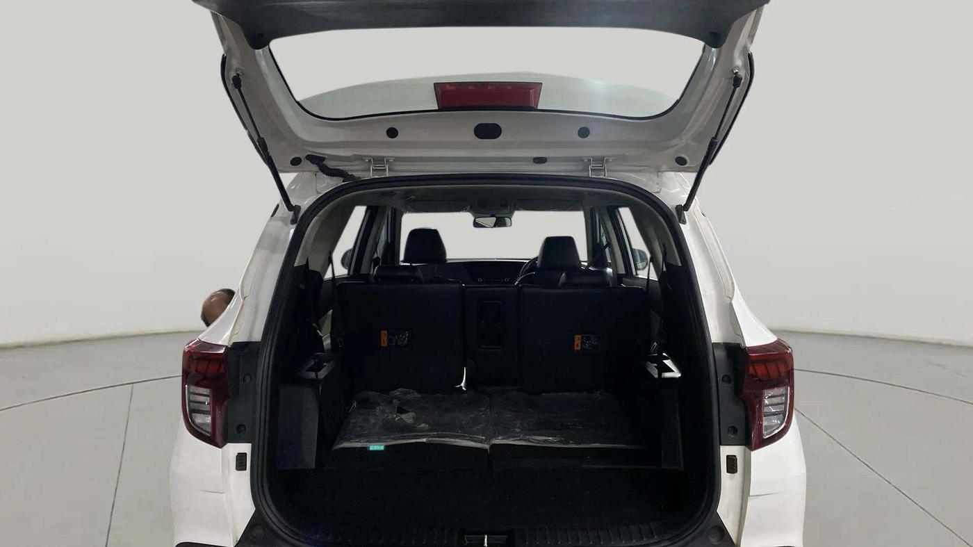 2022 KIA CARENS PRESTIGE 1.5 PETROL 7 STR, Petrol, Manual, 29,831 km, Boot Open Zoomed View