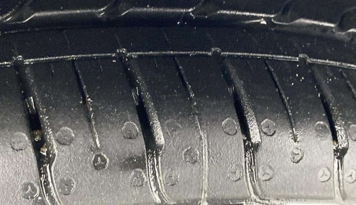 2022 Hyundai GRAND I10 NIOS ASTA AMT 1.2 KAPPA VTVT, Petrol, Automatic, 50,472 km, Left Front Tyre Tread