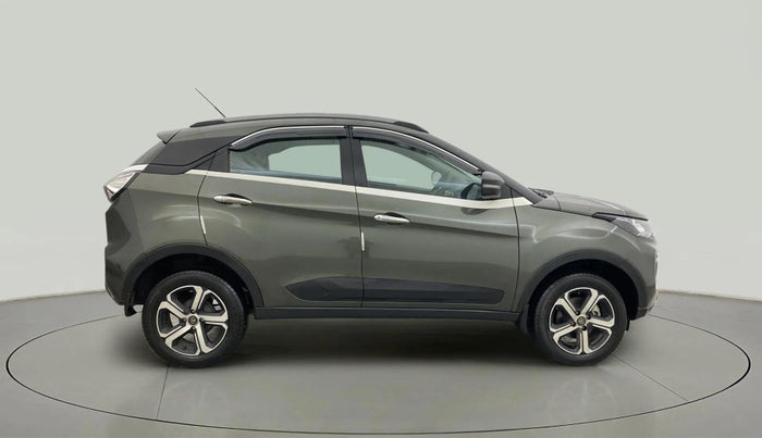 2022 Tata NEXON XM SUNROOF PETROL, Petrol, Manual, 20,852 km, Right Side View