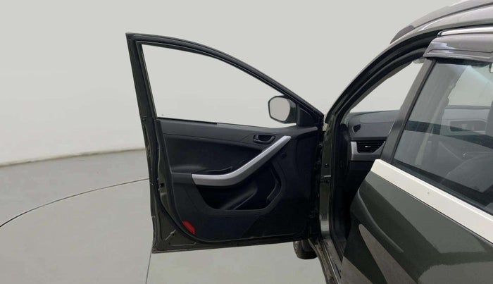 2022 Tata NEXON XM SUNROOF PETROL, Petrol, Manual, 20,852 km, LHS Front Door