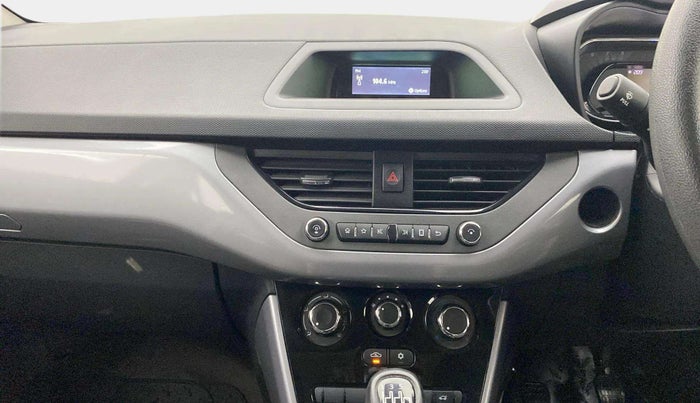 2022 Tata NEXON XM SUNROOF PETROL, Petrol, Manual, 20,852 km, Air Conditioner
