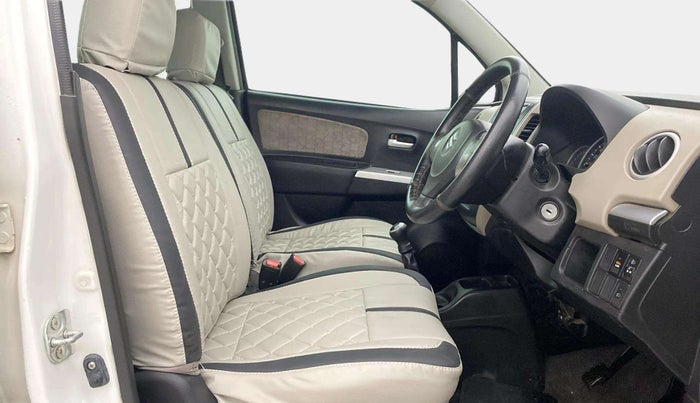 2015 Maruti Wagon R 1.0 VXI, Petrol, Manual, 92,437 km, Right Side Front Door Cabin