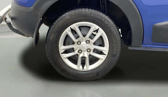 2022 Renault TRIBER RXT, Petrol, Manual, 10,510 km, Right Rear Wheel