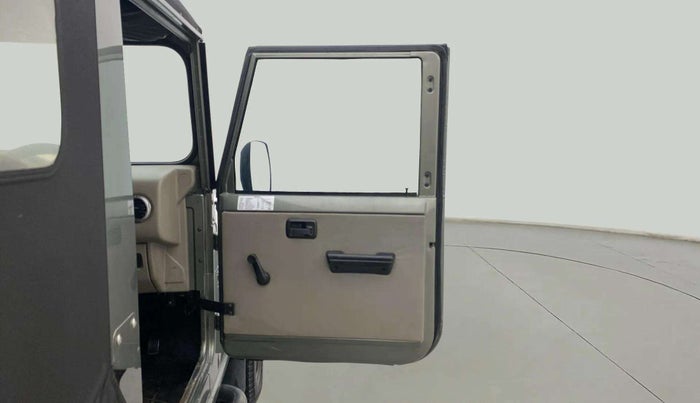 2017 Mahindra Thar CRDE 4X4 AC, Diesel, Manual, 78,776 km, RHS Front Door