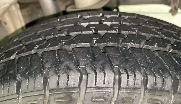 2016 Maruti Alto K10 VXI, Petrol, Manual, 25,305 km, Left Rear Tyre Tread