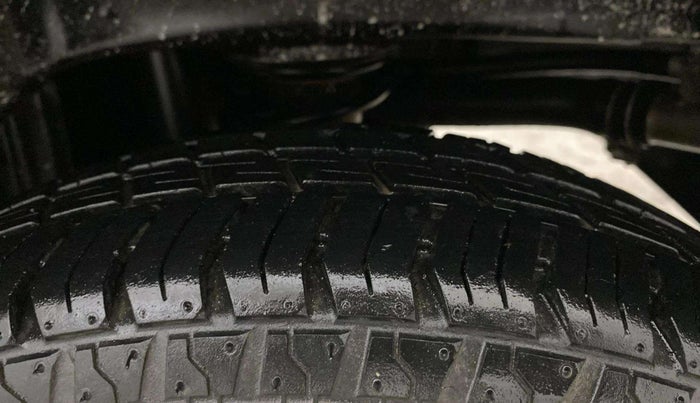 2014 Maruti Alto 800 VXI, Petrol, Manual, 19,446 km, Left Rear Tyre Tread