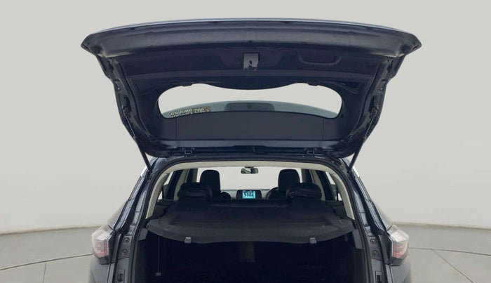 2020 Tata Harrier XM 2.0L KRYOTEC, Diesel, Manual, 66,385 km, Boot Door Open