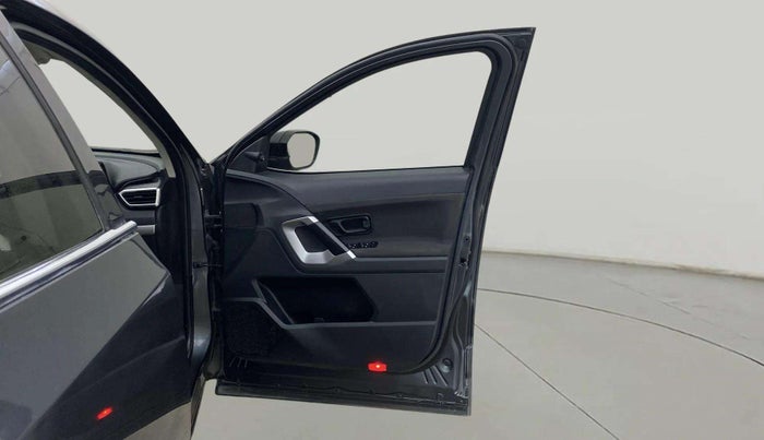 2020 Tata Harrier XM 2.0L KRYOTEC, Diesel, Manual, 66,385 km, RHS Front Door