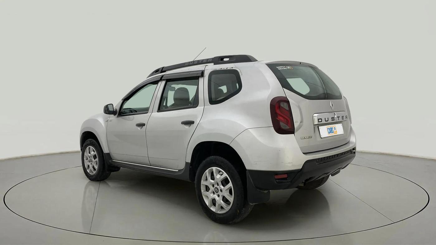 2016 Renault Duster RXE PETROL, Petrol, Manual, 49,772 km, Left Back Diagonal
