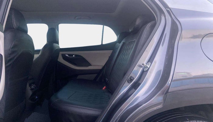 2022 Hyundai Creta SX EXECUTIVE 1.5 PETROL, Petrol, Manual, 48,995 km, Right Side Rear Door Cabin